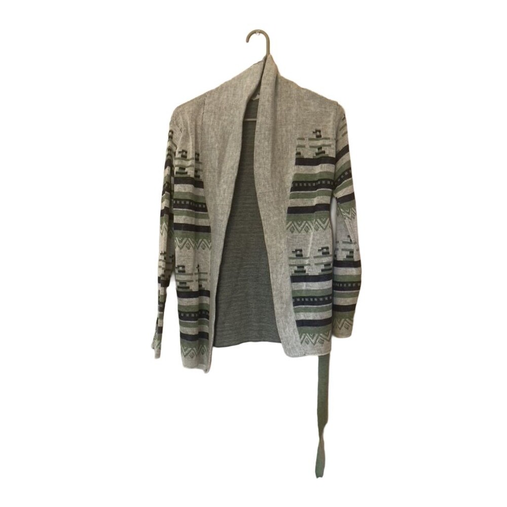 Vintage Buttercup Knitwear 100% Wool Cardigan Sweater (made in England) M/L
